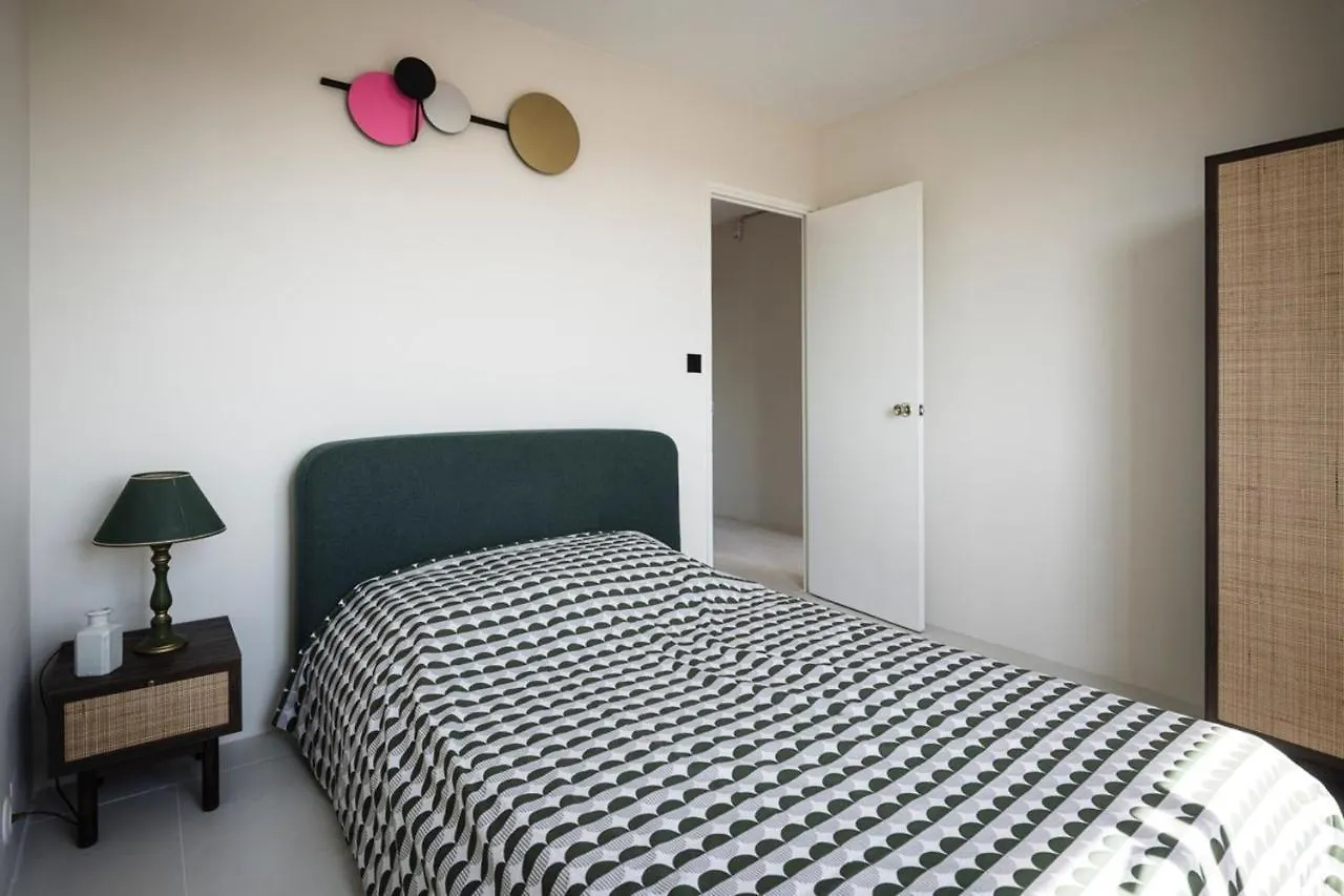 Elegant Apt In The Historical Center Of Avignon Apartment 0*,  France
